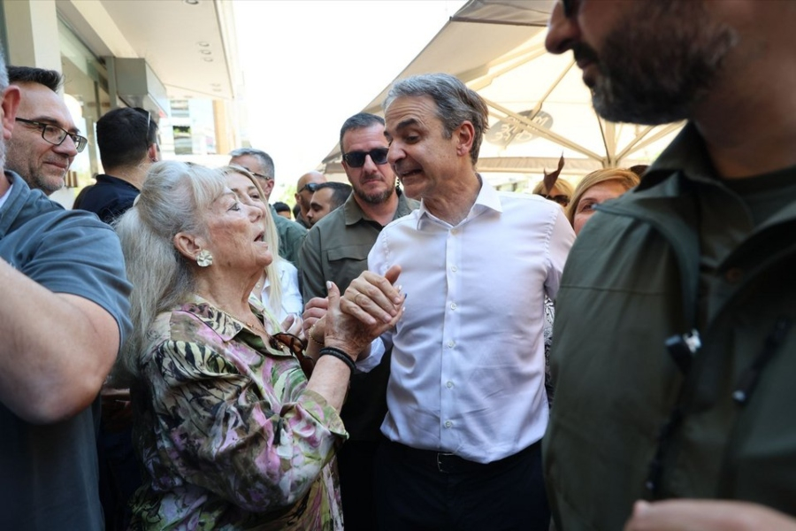 Την κεντρική αγορά της Ν. Σμύρνης επισκέφθηκε ο Κ. Μητσοτάκης