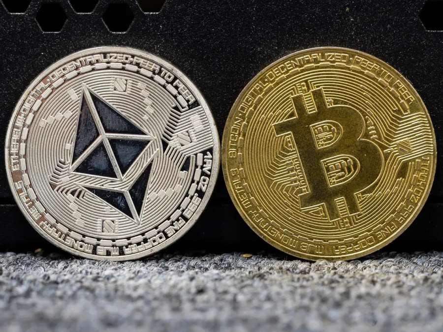 Bitcoin - Ethereum: Προς κέρδη οδεύουν για τον Οκτώβριο