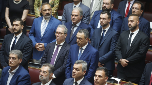 Ως ύποπτοι για εξαπάτηση του εκλογικού σώματος καλούνται να καταθέσουν οι βουλευτές των "Σπαρτιατών"