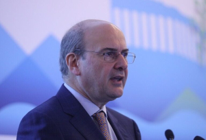 Κ. Χατζηδάκης: Είναι λογικό να δει ο πρωθυπουργός εκπρόσωπο που έσπασε περιπολικό μπροστά στις κάμερες;