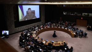 ΟΗΕ: Σοκαριστικό βίντεο από τη φρίκη του πολέμου έδειξε ο Ζελένσκι στο Συμβούλιο Ασφαλείας (vid)
