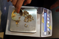 Γερμανία: Η κρίση γεμίζει τα ενεχυροδανειστήρια (DW)