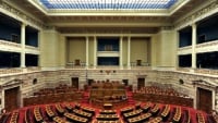 Τέμπη - Επιτροπή Θεσμών και Διαφάνειας: Με διαδικαστικά θέματα άρχισε η συνεδρίαση