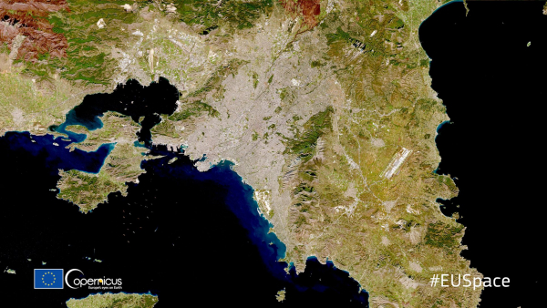 Η Αθήνα από ύψος 786 χιλιομέτρων