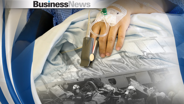 Σύγκρουση τρένων: Παραμένουν 19 τραυματίες σε νοσοκομεία ηλικίας 21 έως 27 ετών (vid)