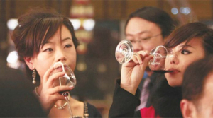Το Πεκίνο προωθεί την ανάδειξη του κινεζικού κρασιού στις διεθνείς αγορές