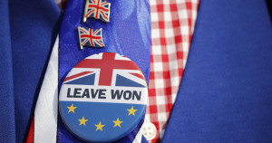 Σχεδόν οι μισοί πολίτες της ΕΕ που ζουν στο Ηνωμένο Βασίλειο ανησυχούν σχετικά με τα δικαιώματά τους