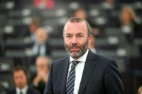 Βέμπερ: Η Ουκρανία είναι ευπρόσδεκτη στην ΕΕ