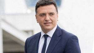 Κικίλιας από Χαλκίδα: «Μεταφέρουμε το εμπορικό λιμάνι, αναβαθμίζουμε το παραλιακό μέτωπο