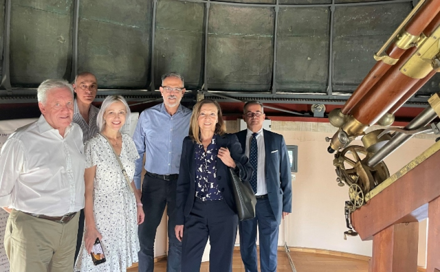 Λουρή - Δενδρινού: Η υπηρεσιακή Υπουργός Ανάπτυξης επισκέφθηκε το Εθνικό Αστεροσκοπείο Αθηνών