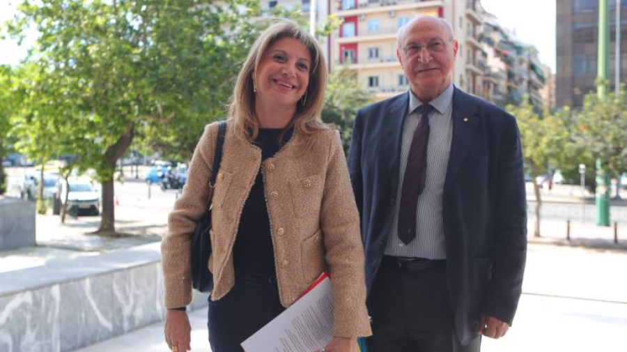 Στον Άρειο Πάγο η Μαρία Καρυστιανού - Καταθέτει τα δικαιολογητικά για το νέο κόμμα «Ελπίδα για τη Δημοκρατία»