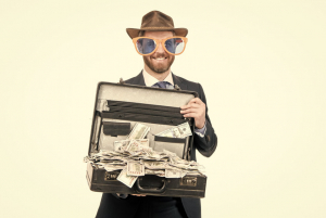 Αμοιβές CEO's: 14,7 εκατ. δολάρια η μέση αμοιβή στις μεγαλύτερες εταιρείες των ΗΠΑ