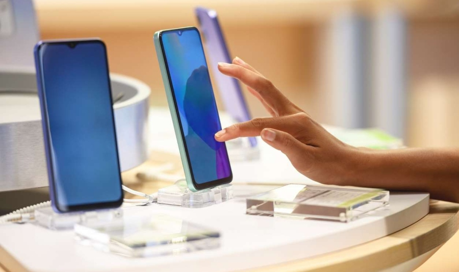 Πτωτικές οι πωλήσεις smartphones στην Ευρώπη το α' τρίμηνο του 2025