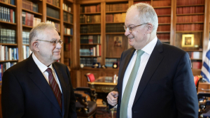 Τασούλας: Συναντήθηκε με τον πρώην πρωθυπουργό Λ. Παπαδήμο στο Προεδρικό Μέγαρο