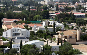 Ακίνητα: Ουρές στα συμβολαιογραφεία για μεταβιβάσεις