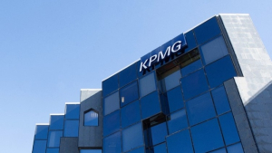 KPMG 2023 CEO Outlook: Οι CEOs επαναξιολογούν τις προτεραιότητές τους