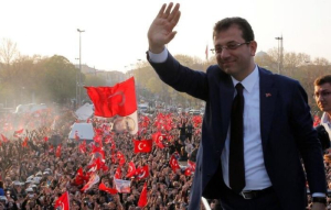 Εκρέμ Ιμάμογλου: Κατηγορούμενος για «απόπειρα εκφοβισμού» του γενικού εισαγγελέα της Κωνσταντινούπολης