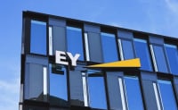 EY: Οι CEOs παγκοσμίως παραμένουν αισιόδοξοι - Nέες ευκαιρίες ανάπτυξης το 2025