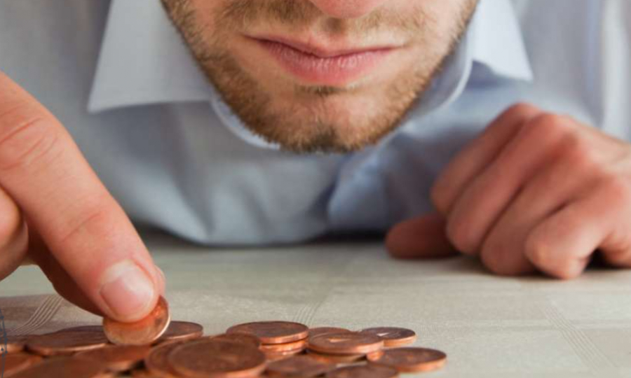 Το 83% των εργαζομένων θεωρούν ότι δεν μπορούν να ζήσουν με τον κατώτατο μισθό