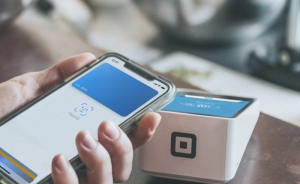 Πάνω από 17,4 τρισ. δολάρια οι συναλλαγές με εικονικές κάρτες έως το 2029