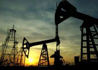 Πτώση 4% για το πετρέλαιο