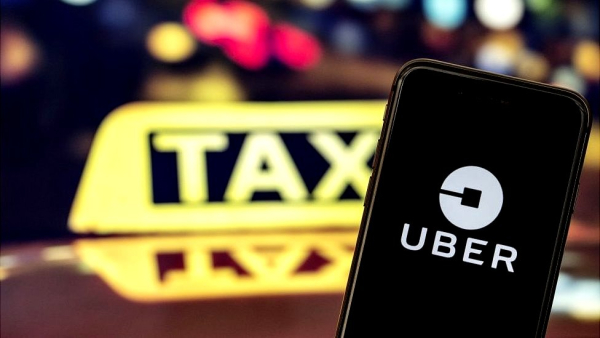 Uber: Τρεις νέες υπηρεσίες μετακίνησης σε Αθήνα και Θεσσαλονίκη