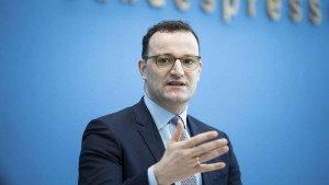 Γενς Σπαν: Τεστ και εμβολιασμοί δεν αρκούν