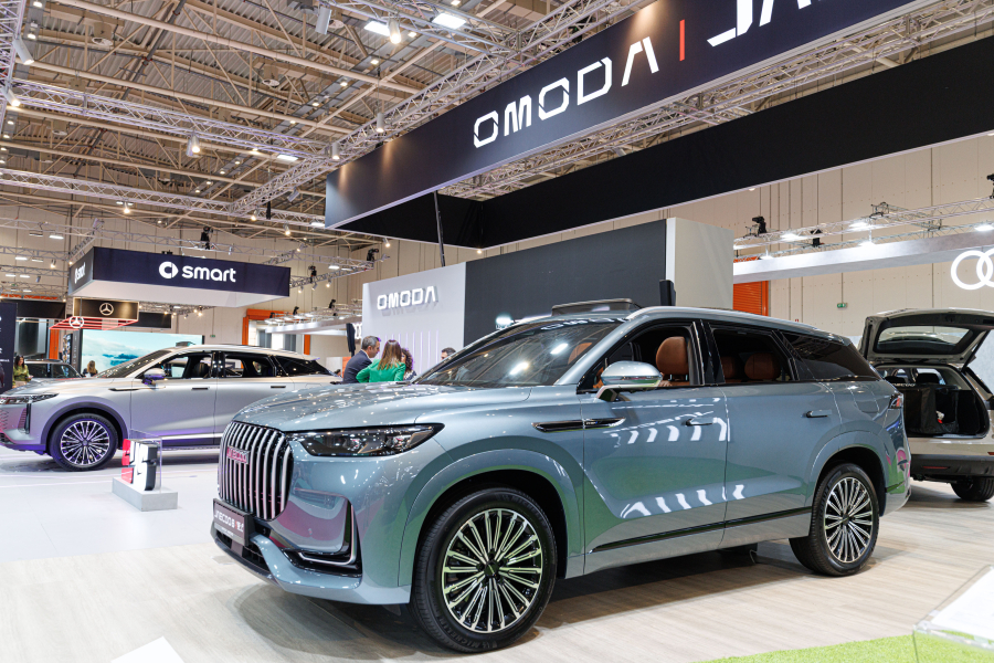 Η OMODA &amp; JAECOO στην AUTO ATHINA 2026 με το νέο JAECOO 8 SHS-P