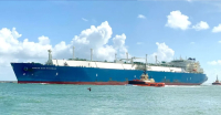 Ορμούζ: Άγνωστο αντικείμενο έπληξε το LNG carrier «Maran Gas Mystras» ελληνικής ιδιοκτησίας