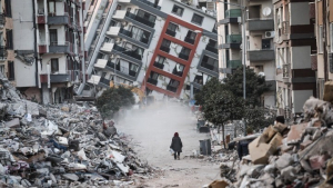 Τουρκία: Αγρυπνία για την επέτειο του μεγάλου σεισμού και θυμός για την κυβέρνηση