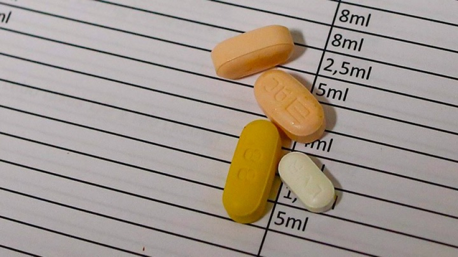 Μεγάλα πρόστιμα 650,6 εκατ. δολ. σε Walmart, Walgreens και CVS για αναλγητικά χάπια