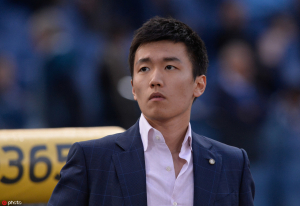 Η οικογένεια Ζανγκ έβαλε πωλητήριο στην Ίντερ