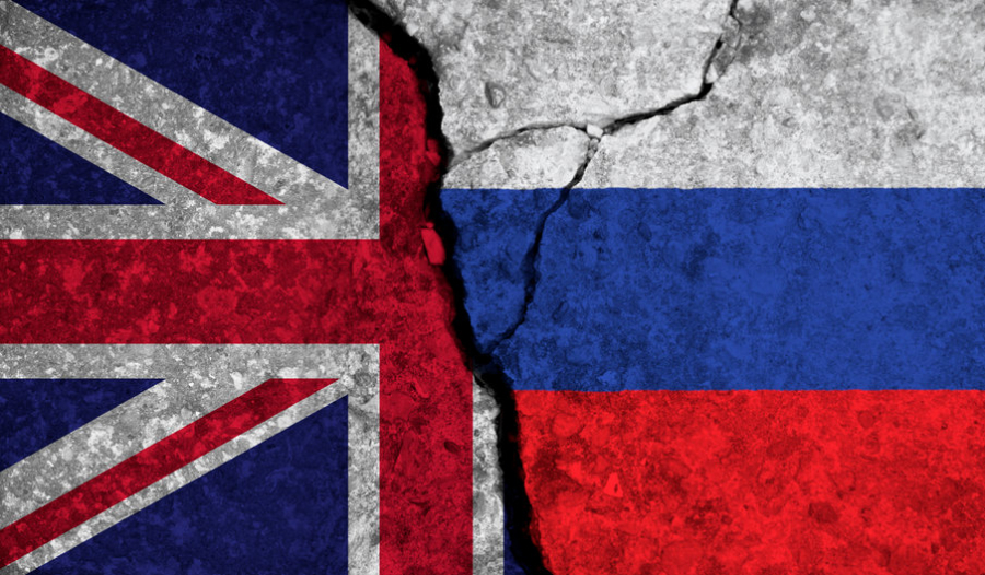 Το Λονδίνο "παγώνει" τα περιουσιακά στοιχεία της Sberbank και απαγορεύει τις εισαγωγές ρωσικού άνθρακα
