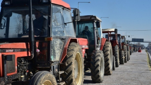 Αγρότες: Αποφασισμένοι να κατέβουν στην Αθήνα με τρακτέρ παρά το «όχι» Χρυσοχοΐδη