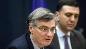 Κικίλιας - Εμβόλια: Επιστρατεύει Τσιόδρα για να πειστεί η «άπιστη» ...εκκλησία