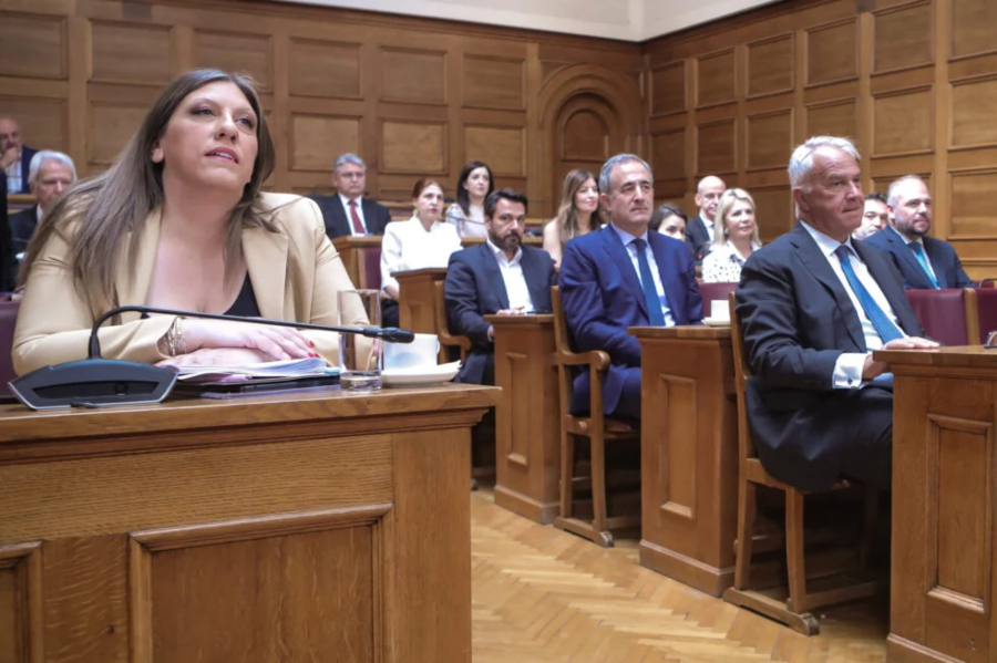 Υποκλοπές: Σε υψηλούς τόνους η συνεδρίαση της Επιτροπής Θεσμών και Διαφάνειας