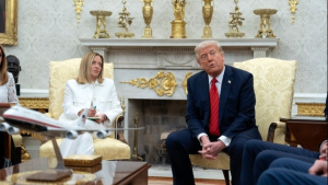 Τραμπ - Μελόνι: Συζήτηση για πιθανή συνάντηση με Πούτιν στη Ρώμη, «όχι» από Μόσχα