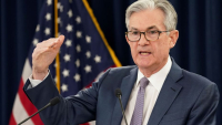 Fed: Ο Πάουελ προειδοποιεί με «οικονομική πίεση», για ανάσχεση του πληθωρισμού