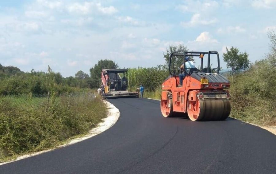 ΥΠΑΑΤ: Στα 575 εκατ. ευρώ ανέρχεται το ποσό που αφορά αιτήσεις για αγροτική οδοποιία