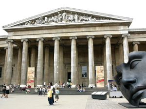 Βρετανία: Παραιτήθηκε ο διευθυντής του Βρετανικού Μουσείου