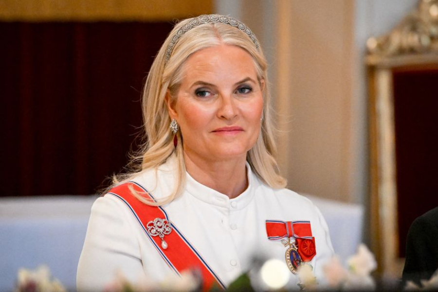 Νορβηγία: Η πριγκίπισσα Μέτε-Μάριτ ζητά ξανά συγγνώμη για τις σχέσεις της με τον Τζέφρι Έπστιν
