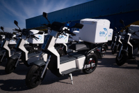 ΕΛΤΑ: Ανανέωση του στόλου με 250 ηλεκτρικά δίκυκλα ελληνικής παραγωγής για τη διανομή αλληλογραφίας