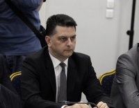 Αποχωρεί προσωρινά από τα καθήκοντά του ο Μιχάλης Μπεκίρης