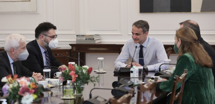 Μητσοτάκης σε Μ. Ανδρουλάκη: Προέχει να συμμετέχουμε ενεργά στην ανοικοδόμηση της Μαριούπολης