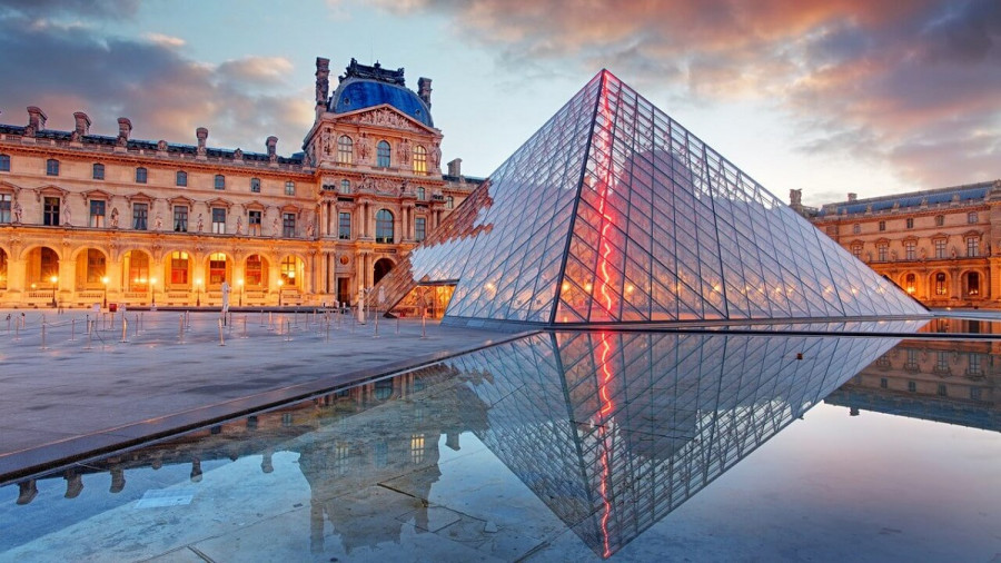 Γαλλία: Η πρόεδρος του Μουσείου Ορσέ, Λοράνς ντε Καρ, θα είναι η νέα επικεφαλής του Λούβρου
