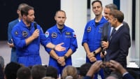 Ο Μακρόν έδωσε το βήμα στον Μητσοτάκη για τον Αδριανό Γολέμη: Η Ελλάδα ετοιμάζεται για το Διάστημα