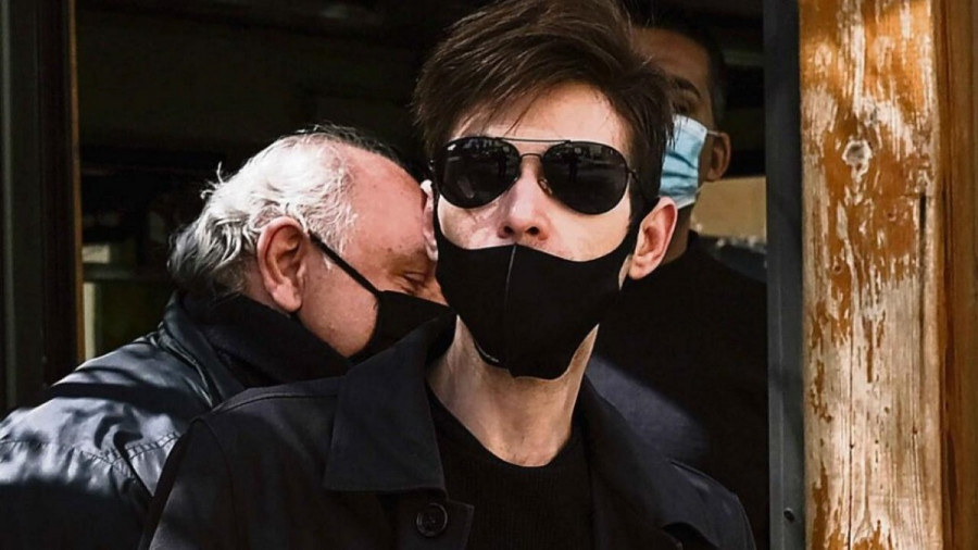 Τι είπαν στις απολογίες τους ο Μένιος Φουρθιώτης και οι συγκατηγορούμενοί του