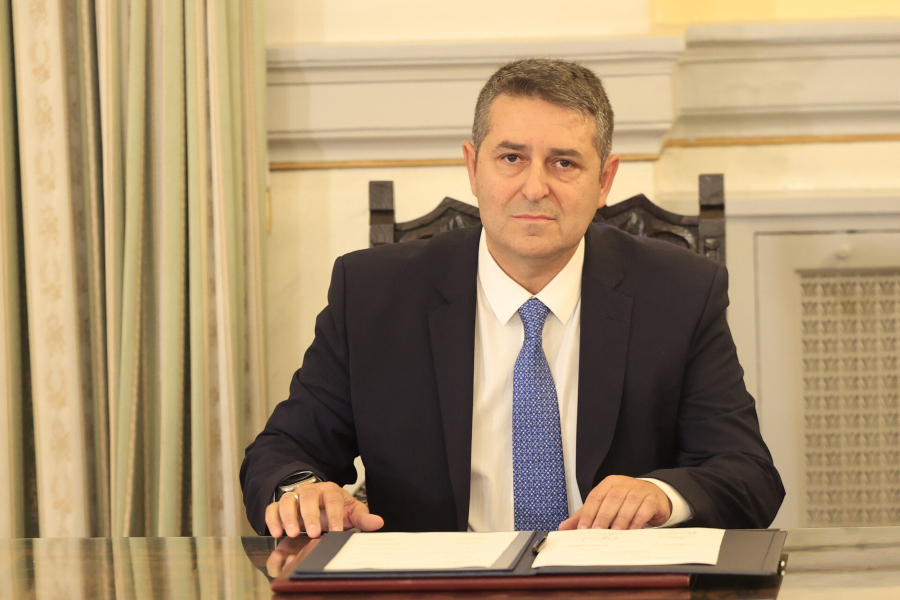 Διασωληνωμένος συνεχίζει να νοσηλεύεται στη ΜΕΘ του «Ευαγγελισμού» ο Γιώργος Μυλωνάκης