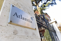 Benetton και Blackstone προσφέρουν 12,7 δισ. ευρώ για την εξαγορά της Atlantia
