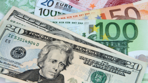 Συνάλλαγμα: Το ευρώ ενισχύεται κατά 0,50%, στα 1,0846 δολάρια